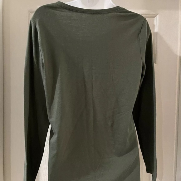 No Boundaries Green Long Sleeve T-Shirt Womens, Pre-Owned, Used, Size XLarge - Picture 3 of 5